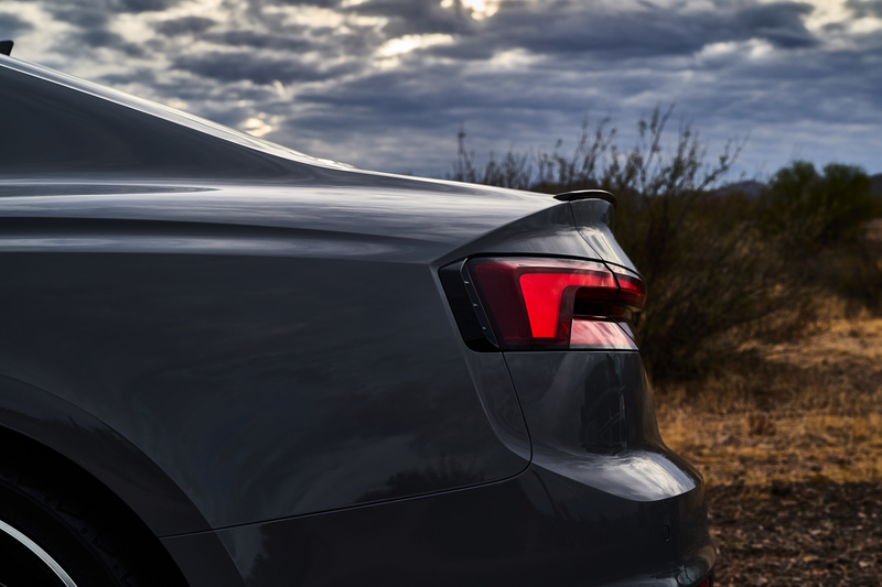 Illustration for article titled The 2018 Audi RS5 is Brilliant But Brutal